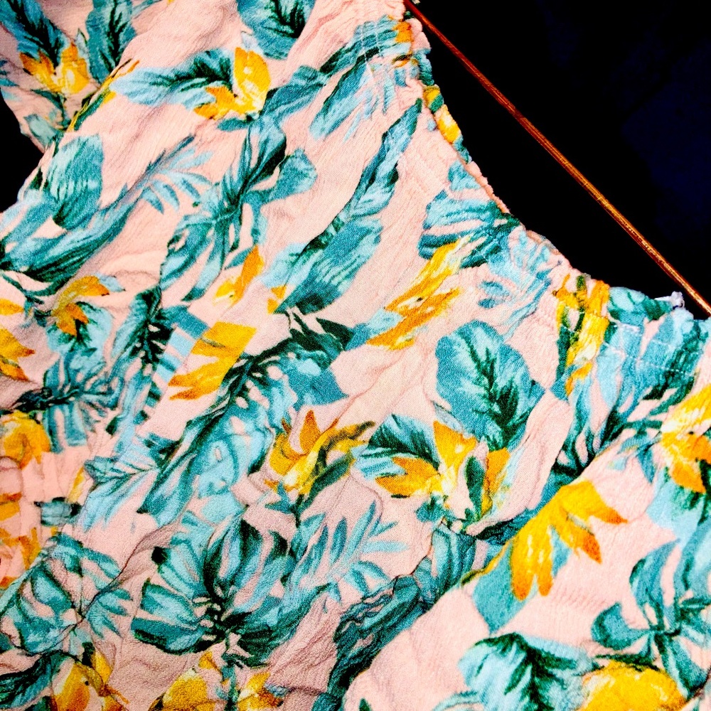 Off shoulder blouse - Picture 2 of 2
